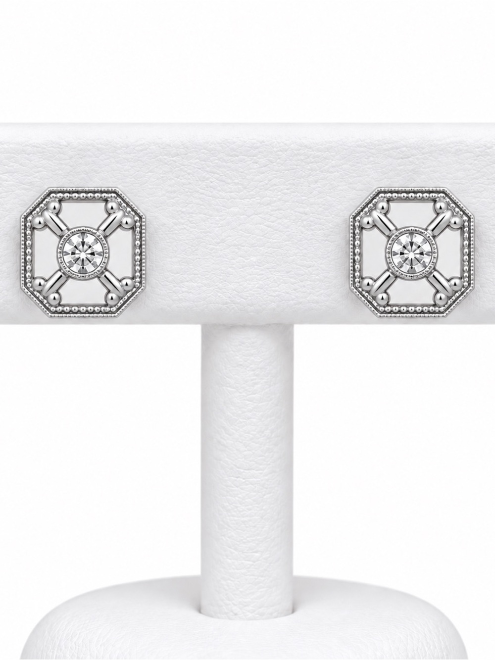 Vintage geometric crystal stud earring
